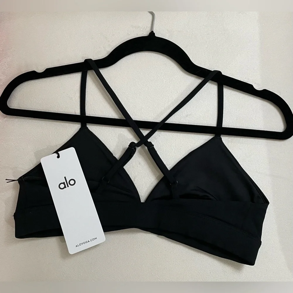 NWT Alo Splendor Bra in Black Adjustable Straps Size M